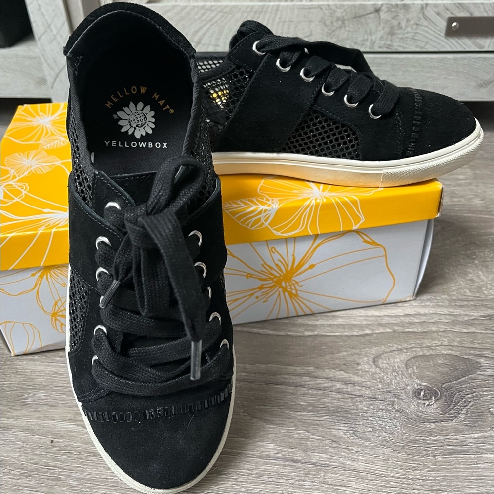 BNIB Yellowbox Barkley Black Suede/Mesh Fashion Sneakers  size 7 Adorable!!!❤️❤️